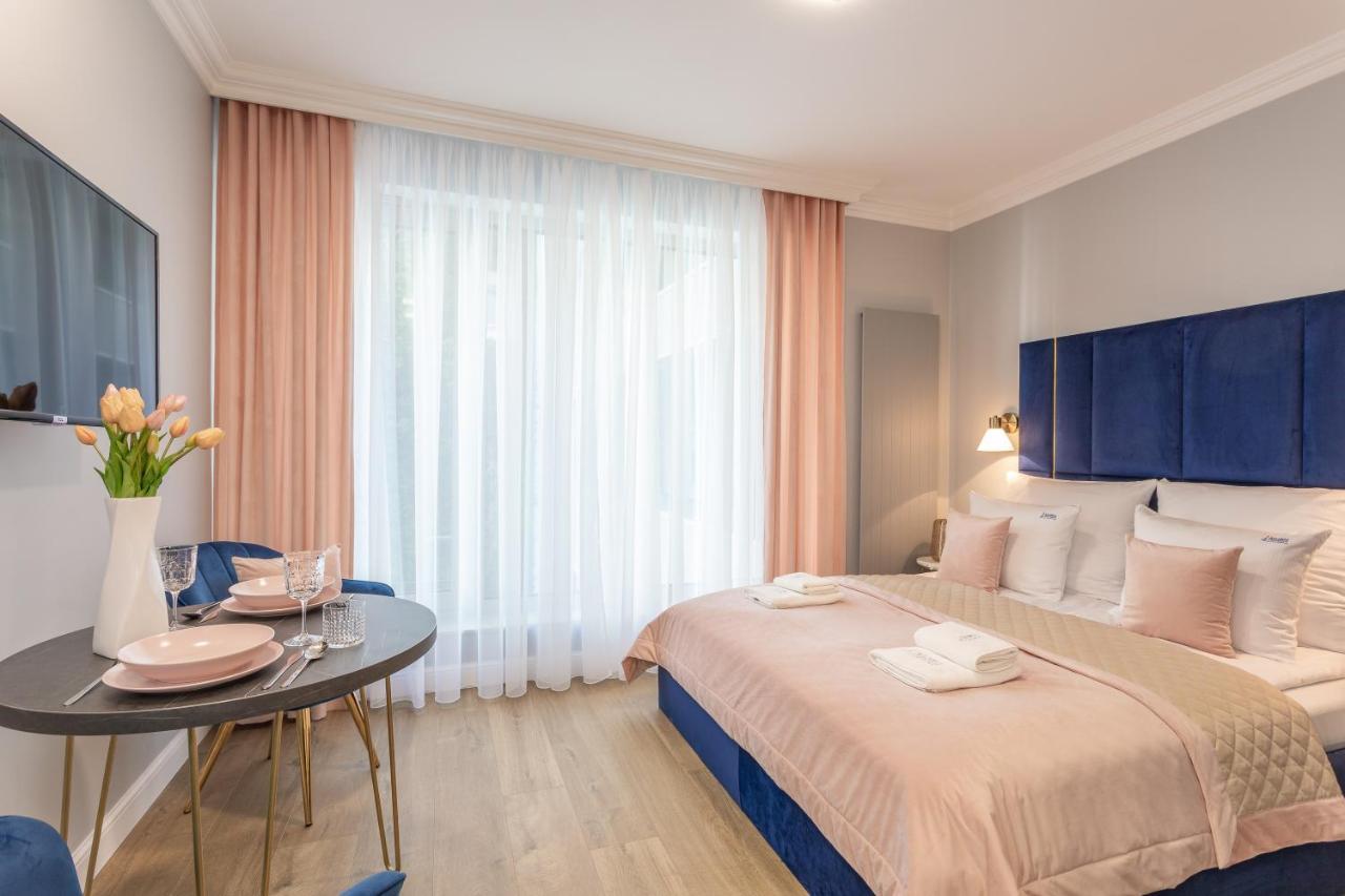 Apartpark - Ambria Apartments ชวีโนวิชแจ ภายนอก รูปภาพ