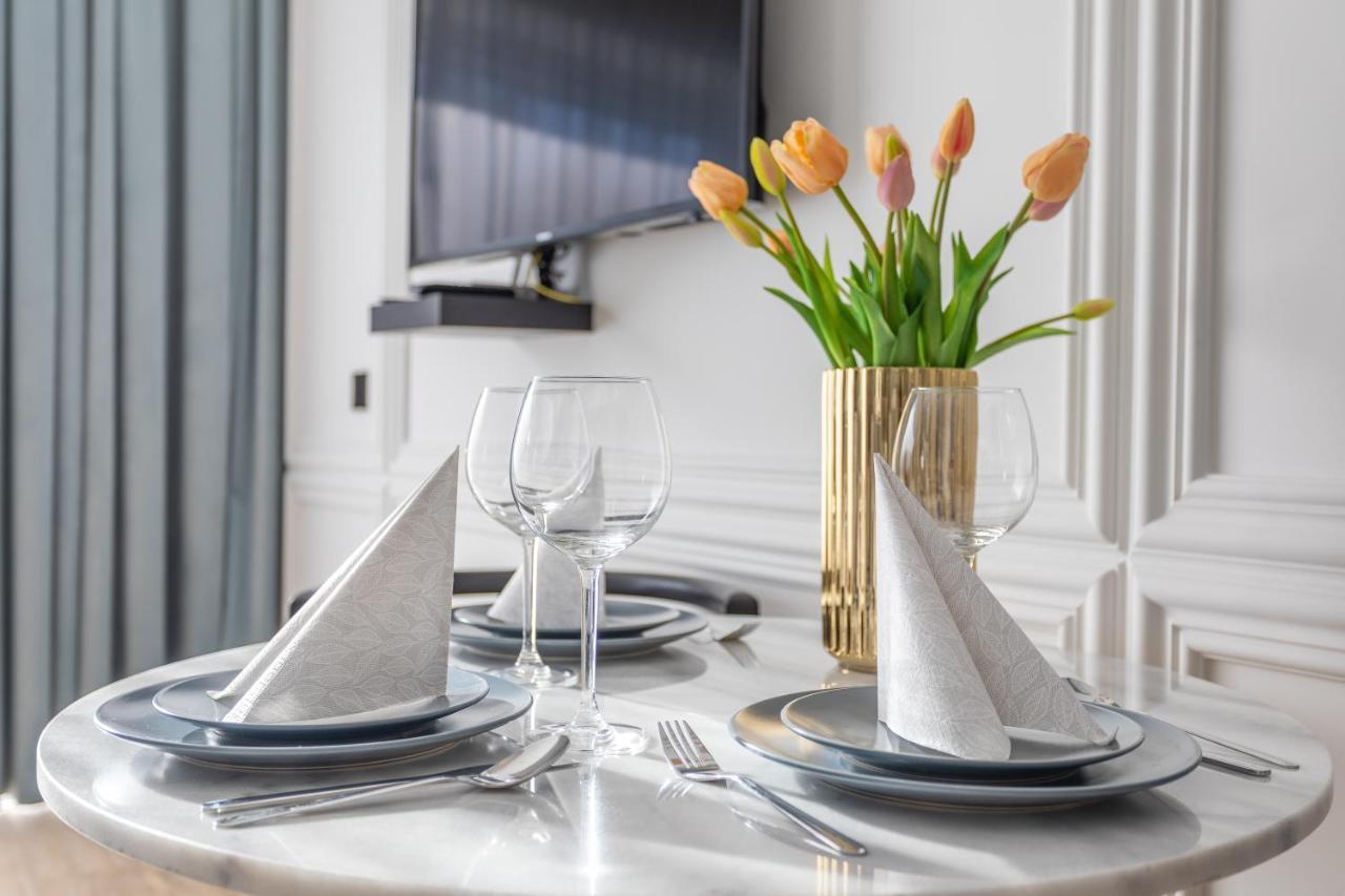 Apartpark - Ambria Apartments ชวีโนวิชแจ ภายนอก รูปภาพ